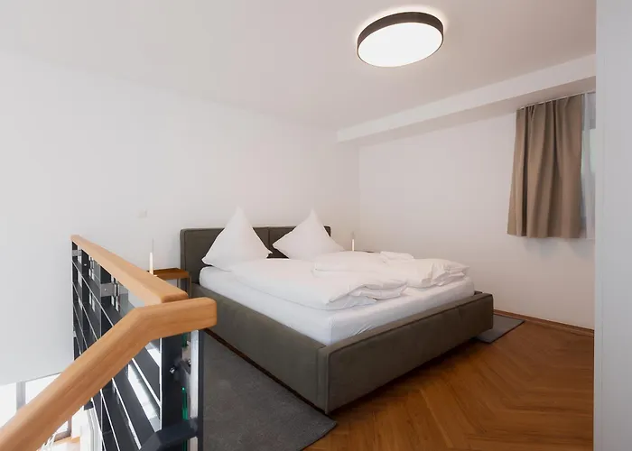 Alpine Maximilian 16a Daire